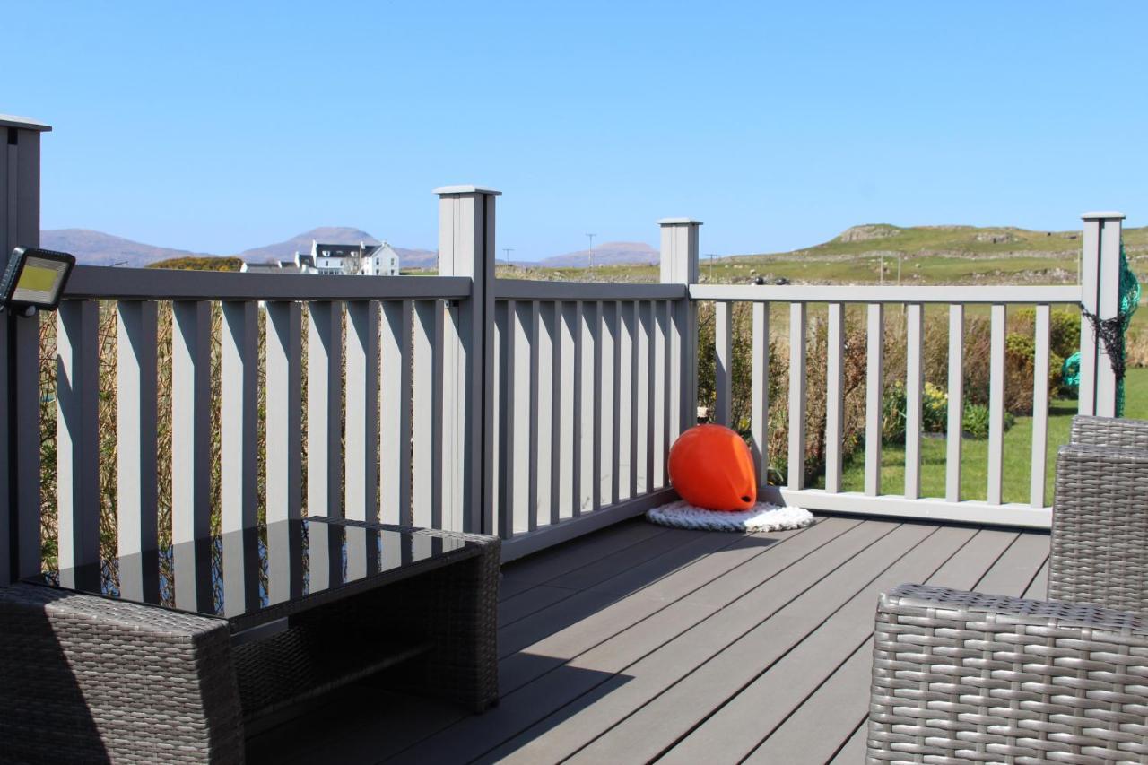 Chalet Pod, An Ever Changing View To The Sea